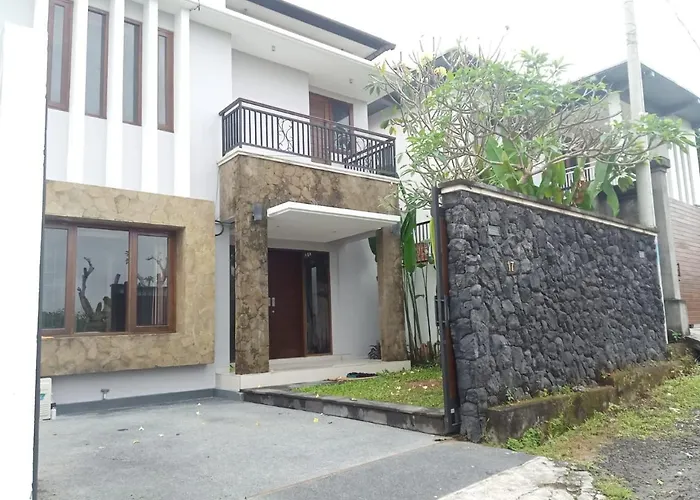 Saren Kayutulang, Quiet 3br Pool Villa, Canggu بيت للعطل Dalung (Bali)